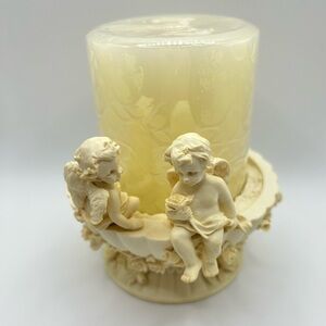 Avon NOS VTG '2002' Classic Cherub Candleholder with Candle 'Still Sealed'